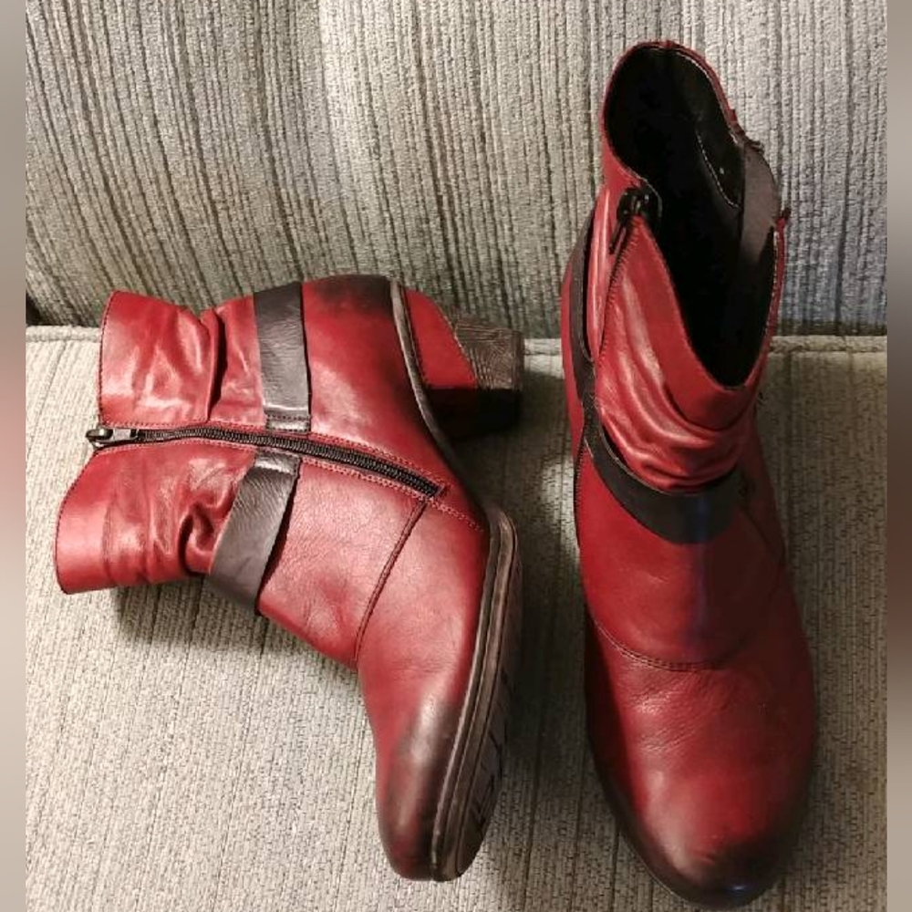 Remonte leather ombre booties